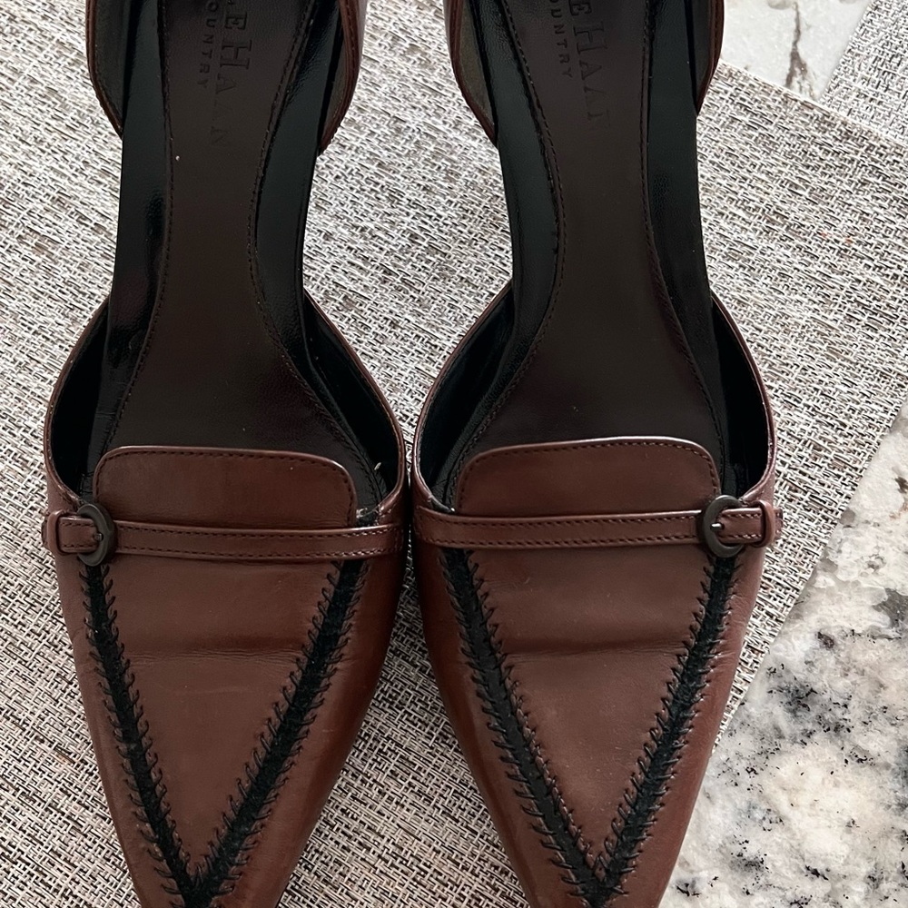 Cole Haan pointed toe pumps size 6.5